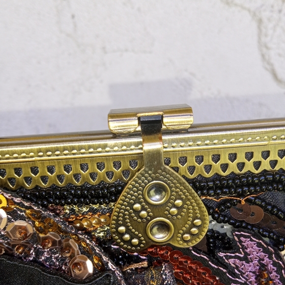 Chico'sBeaded Bag wIth long Shoulder Chain chenille tapestry Purse embellished - Picture 3 of 3